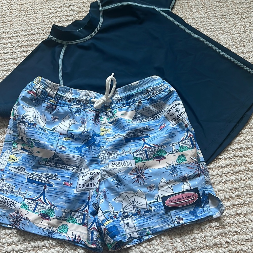 Vineyard Vines Martha’s Vineyard motif swim trunks/ coordinating rash guard